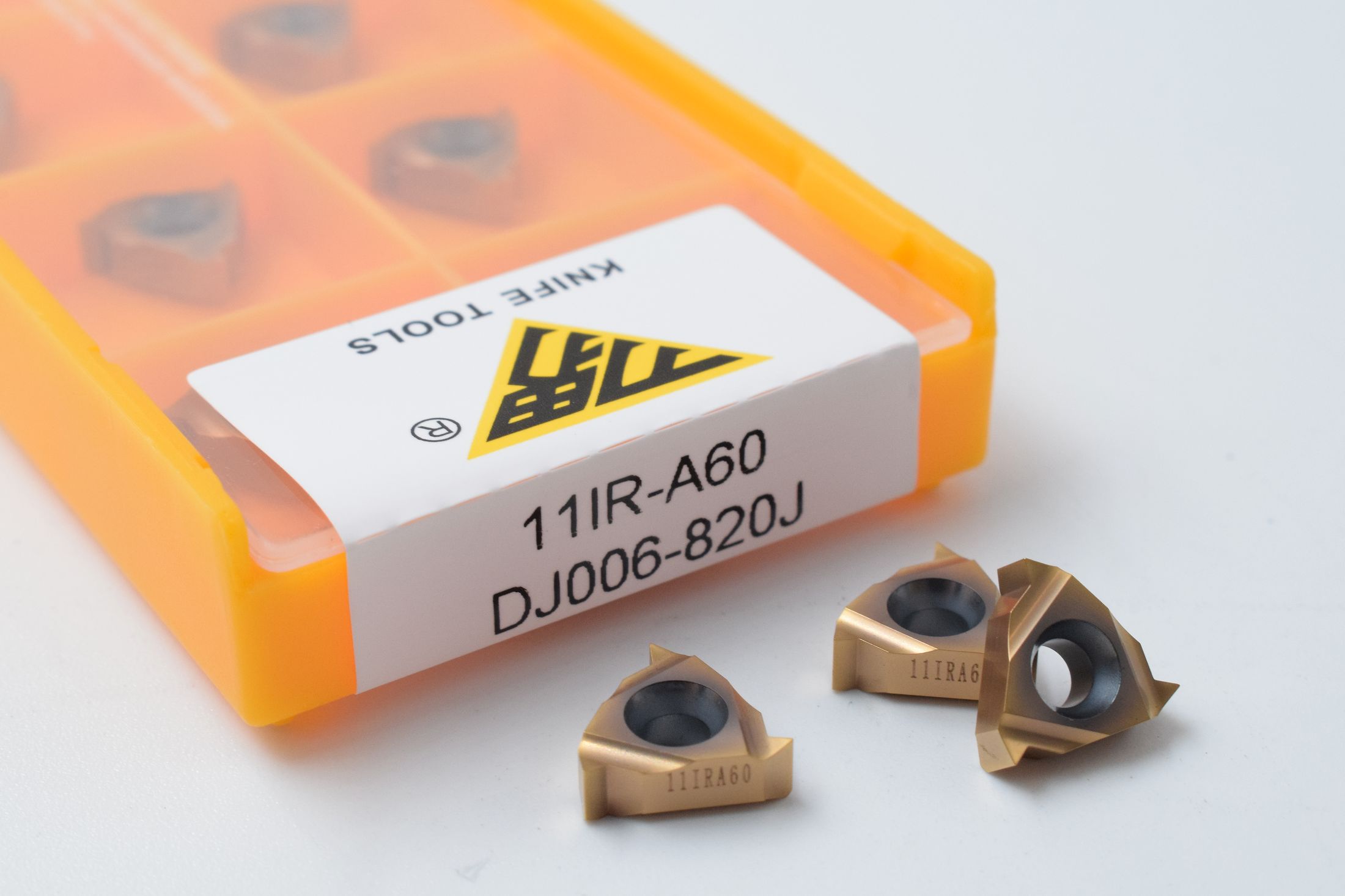 11IRA60 DJ006-820J