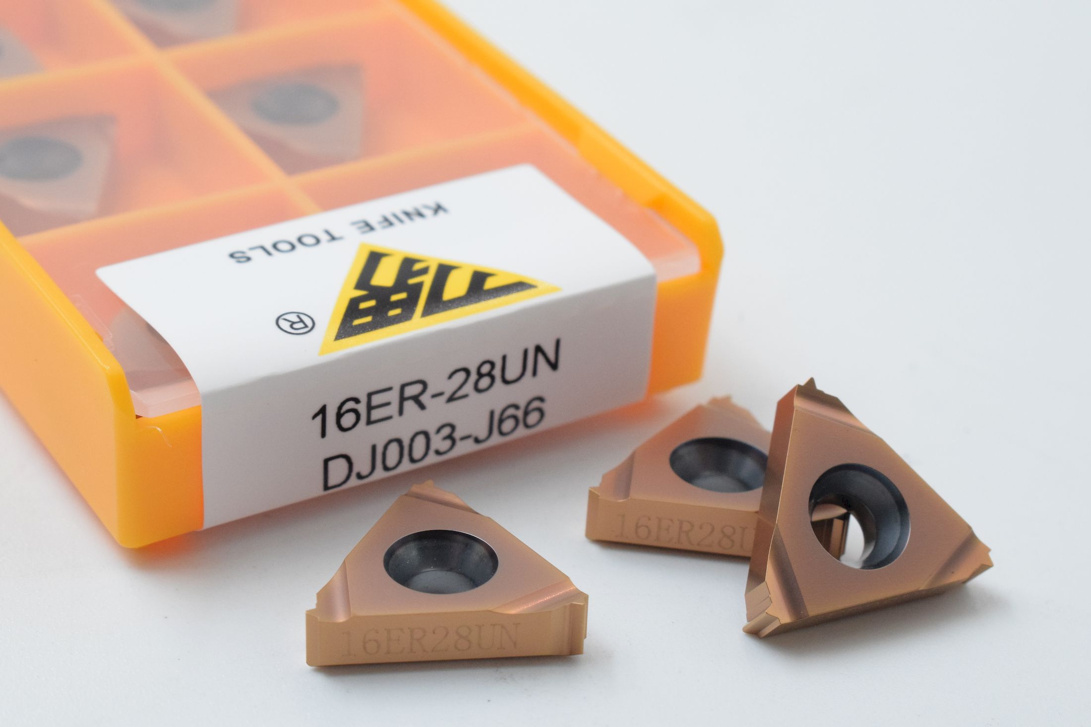 16ER28UN DJ003-J66