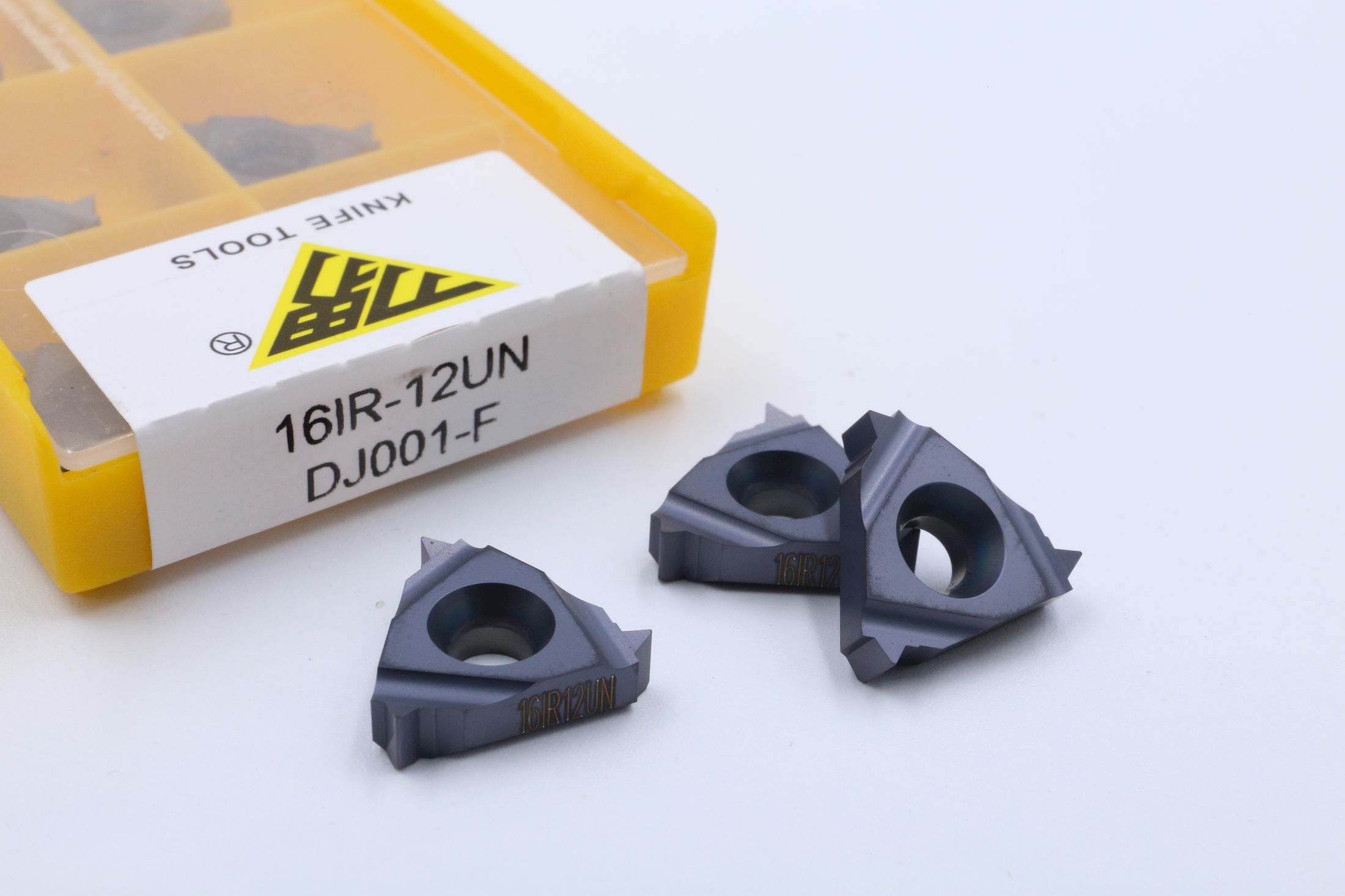 16IR12UN DJ001-F