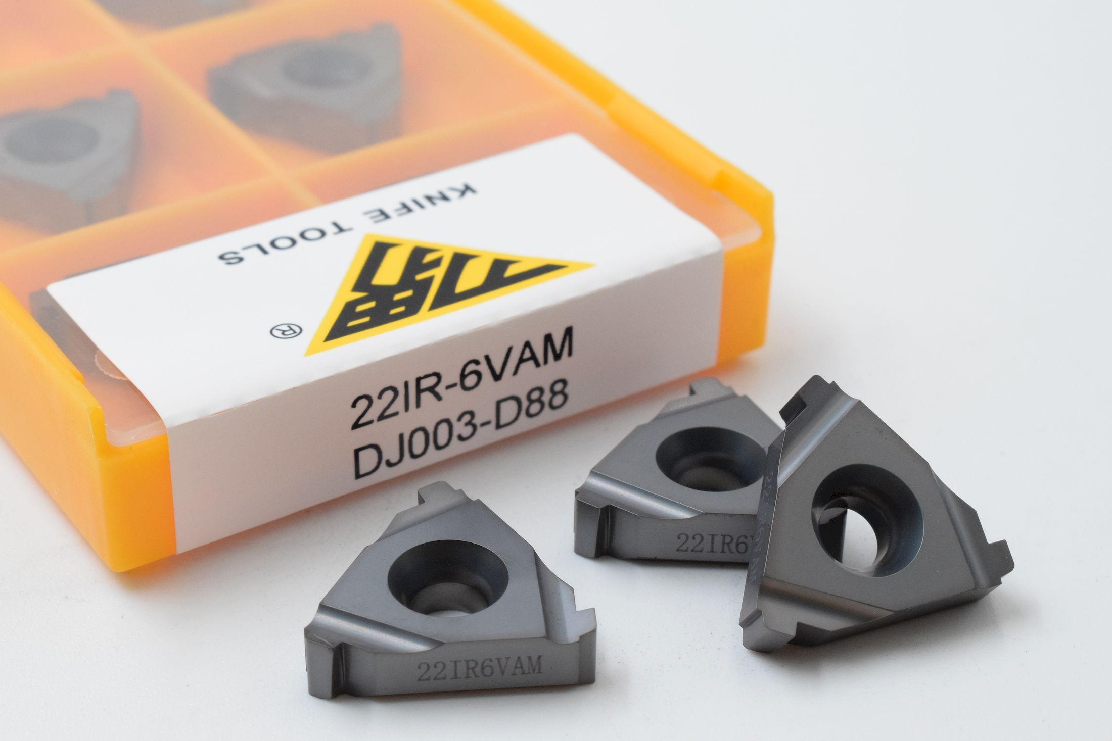 22IR6VAM DJ003-D88