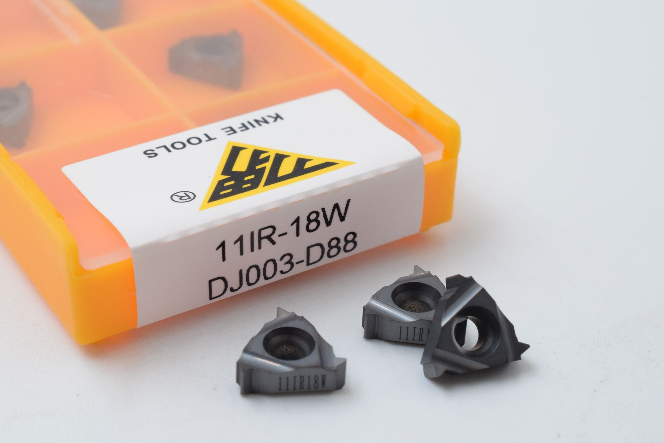 11IR18W DJ003-D88