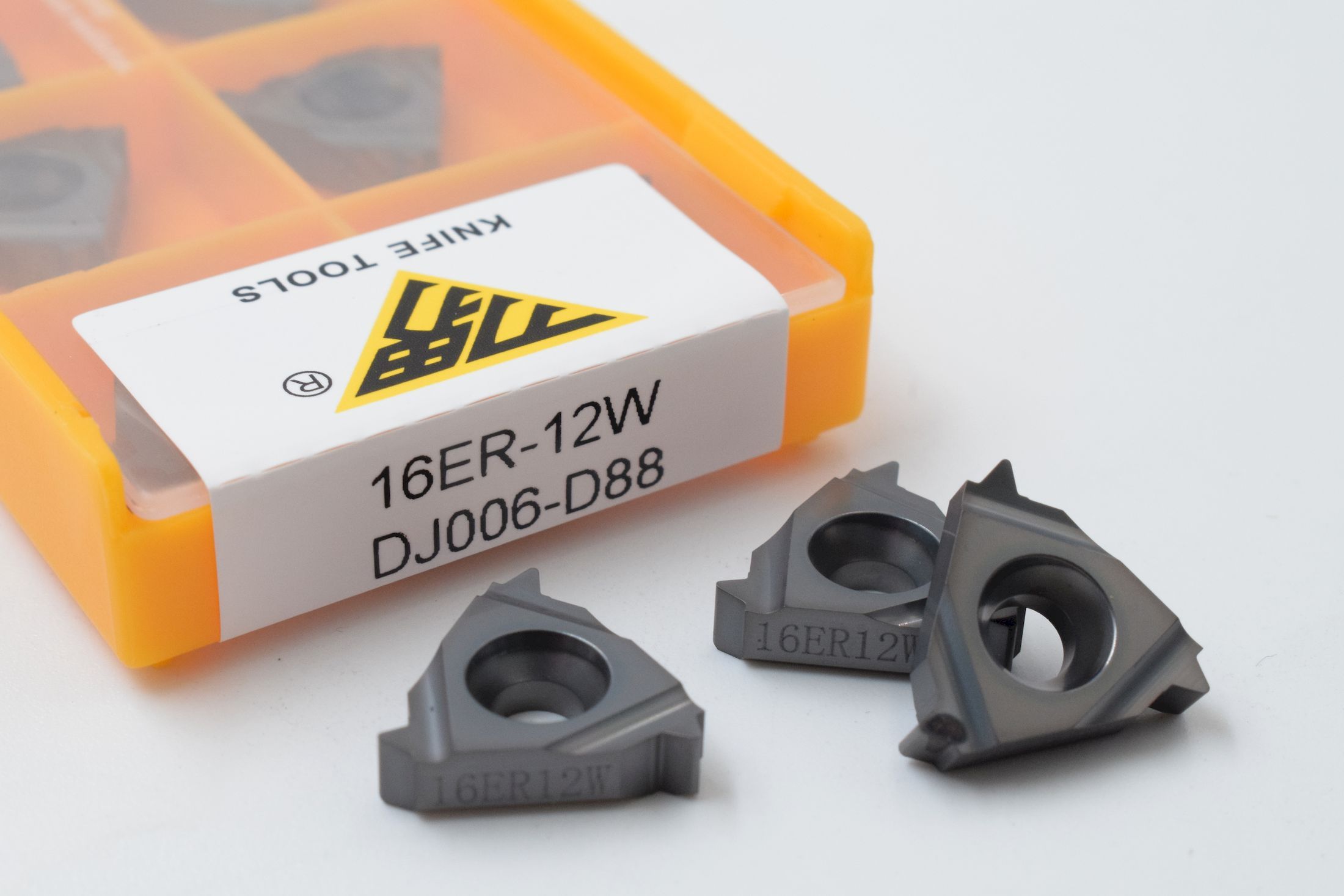 16ER12W DJ006-D88
