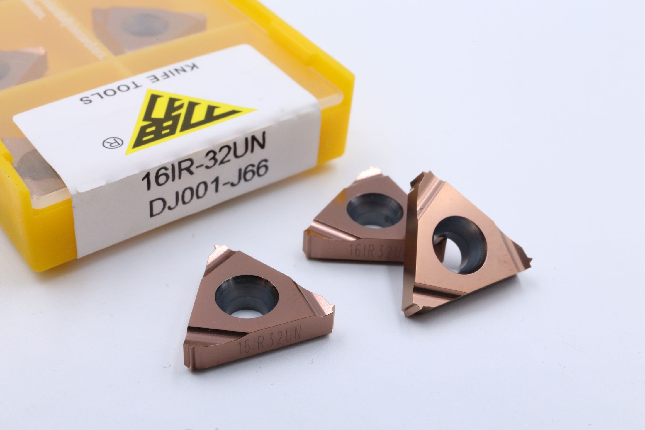16IR32UN DJ001-J66