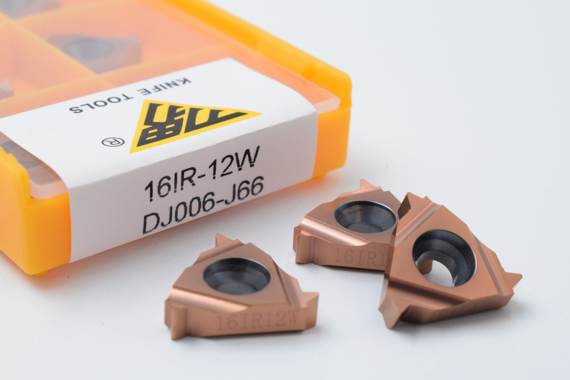 16IR12W DJ006-J66