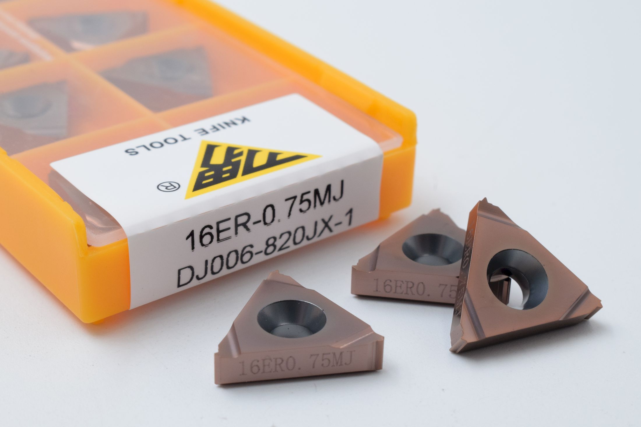 16ER0.75MJ DJ006-820JX-1