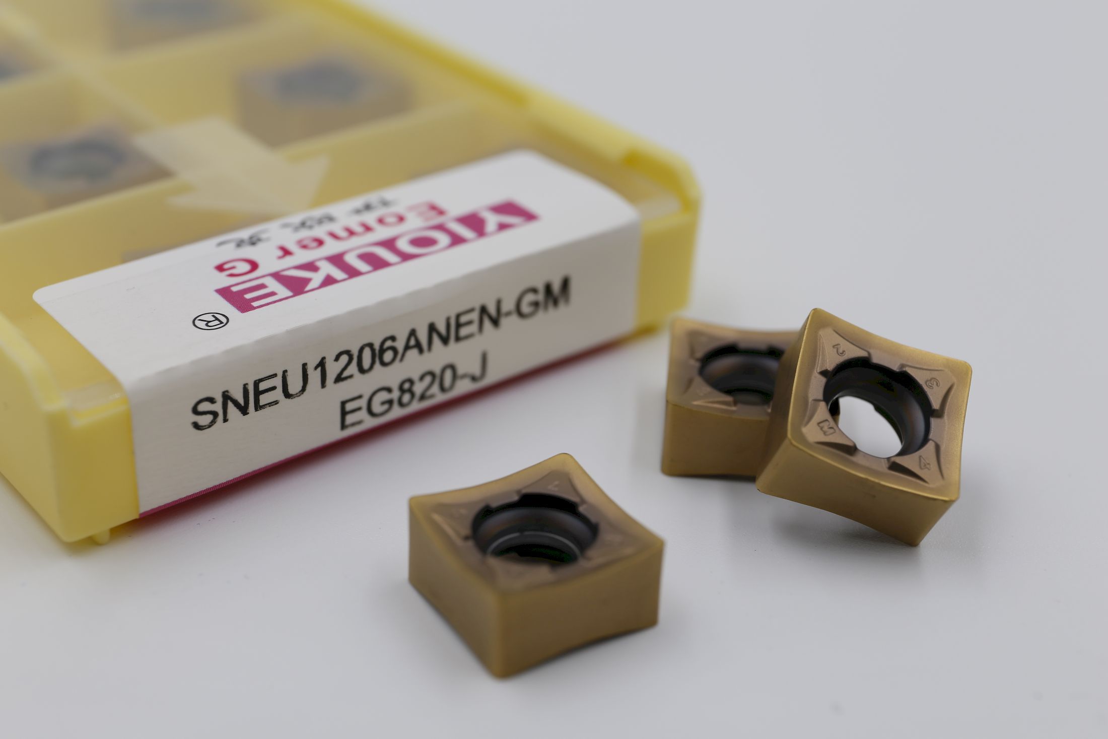 SNEU1206ANEN-GM EG820-J