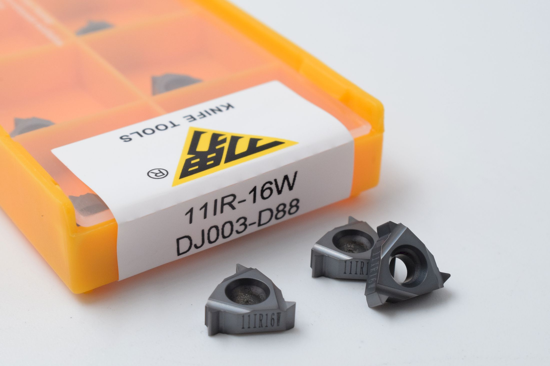 11IR16W DJ003-D88