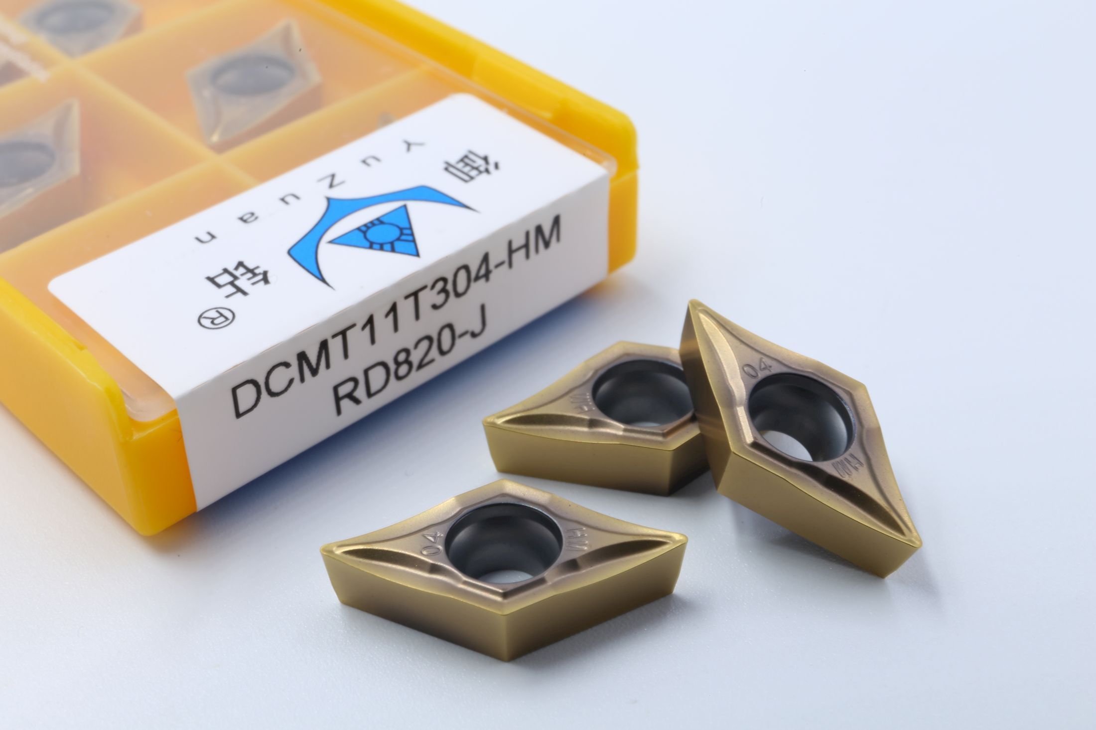 DCMT11T304-HM RD820-J