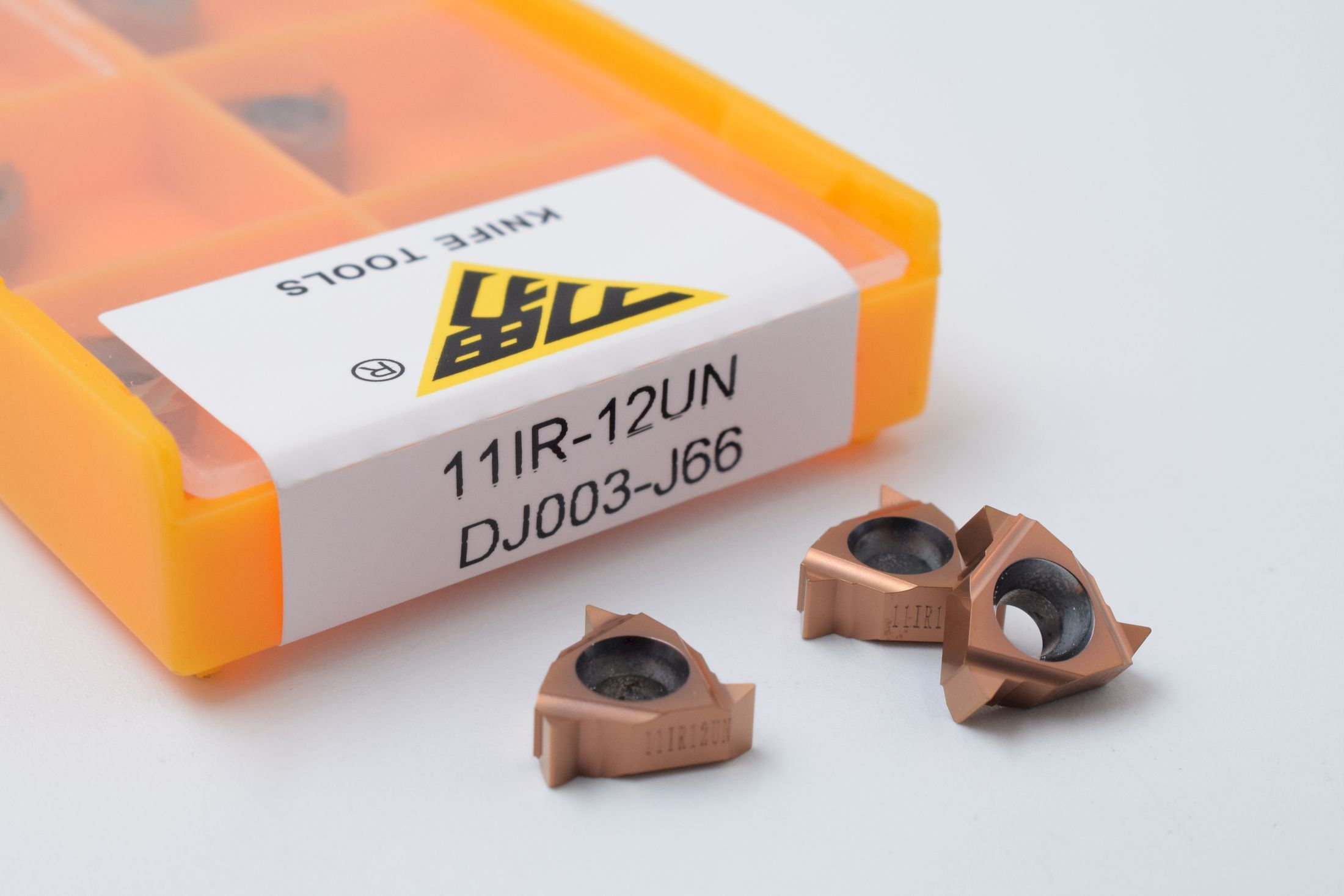 11IR12UN DJ003-J66