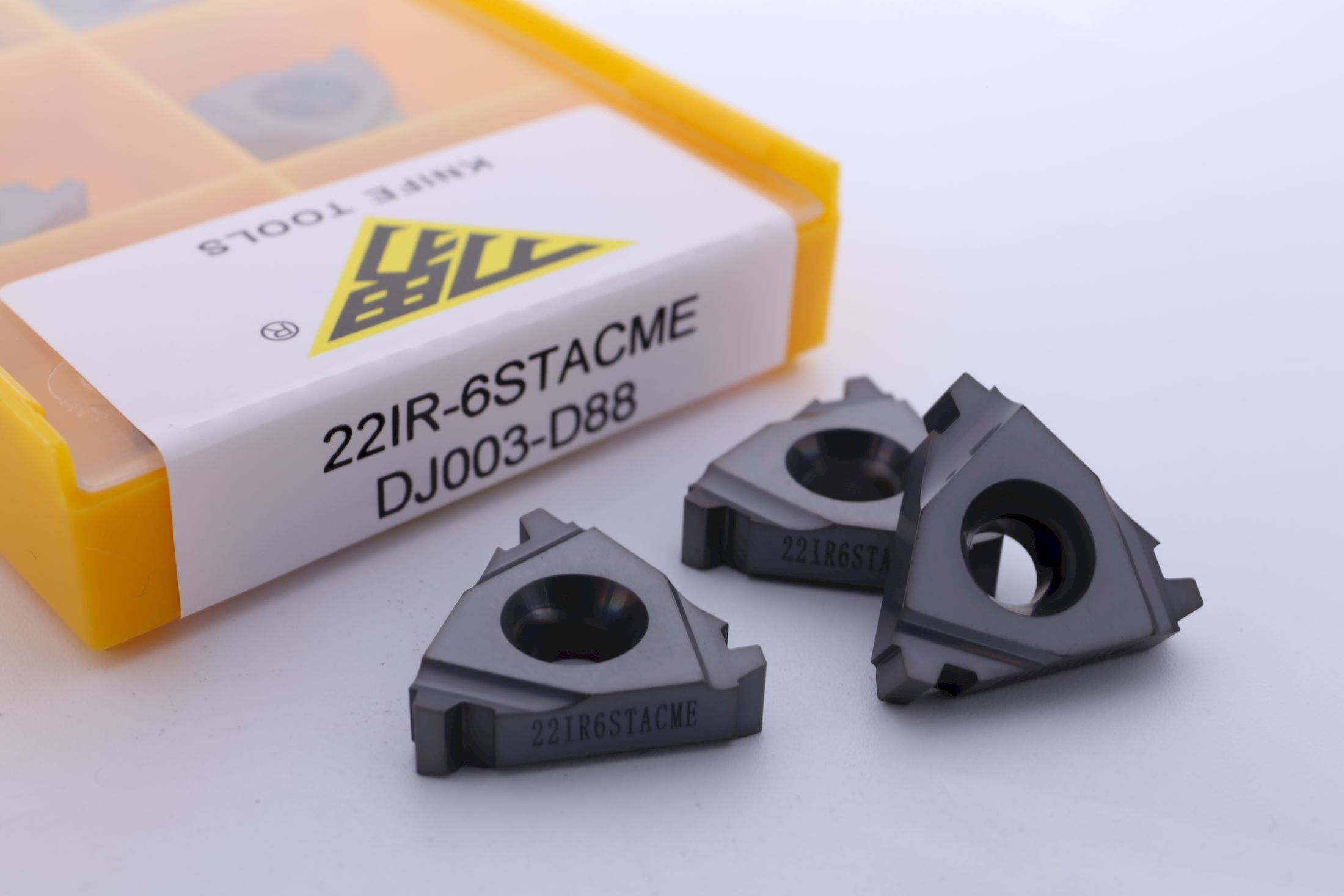 22IR6STACME DJ003-D88