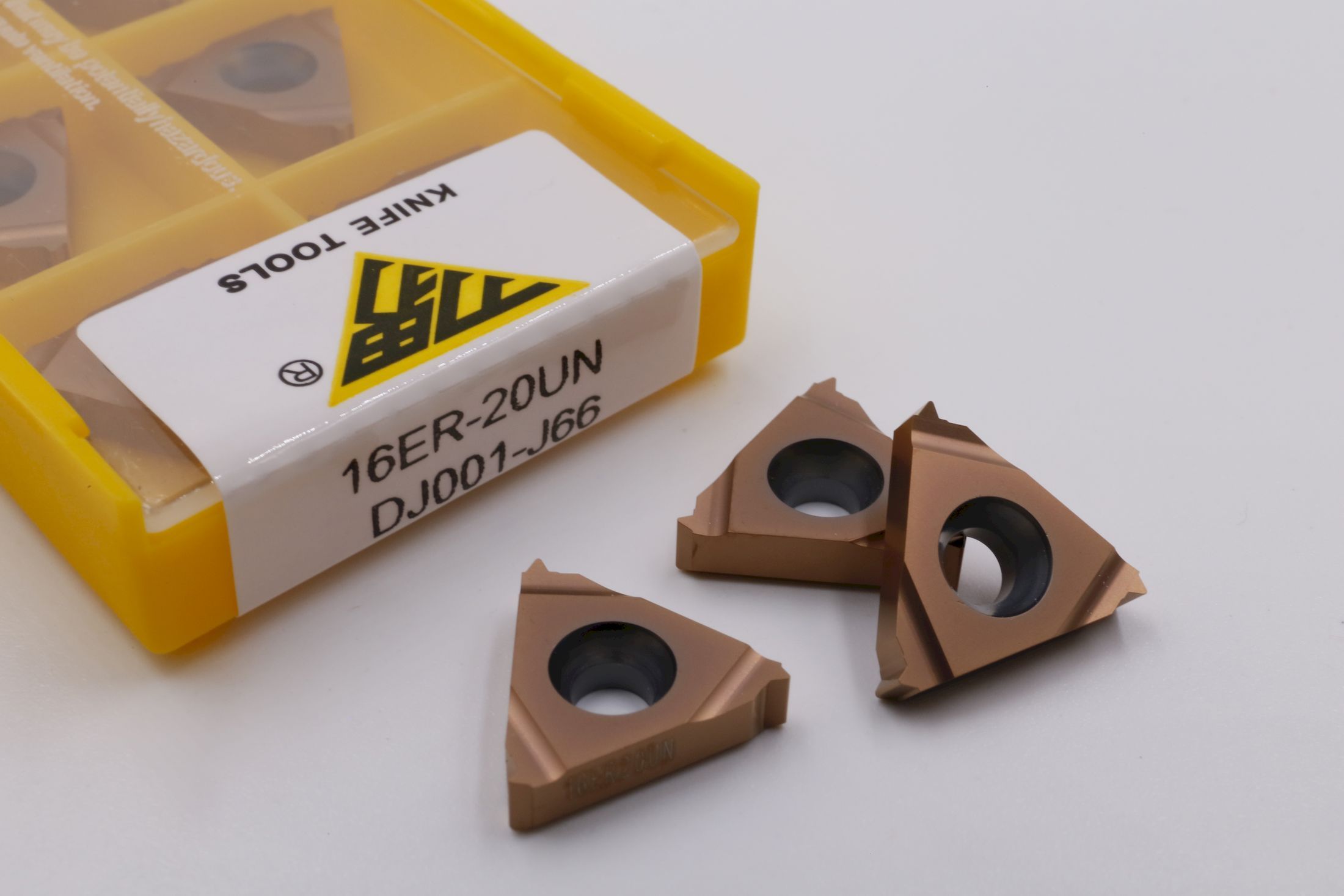 16ER20UN DJ001-J66