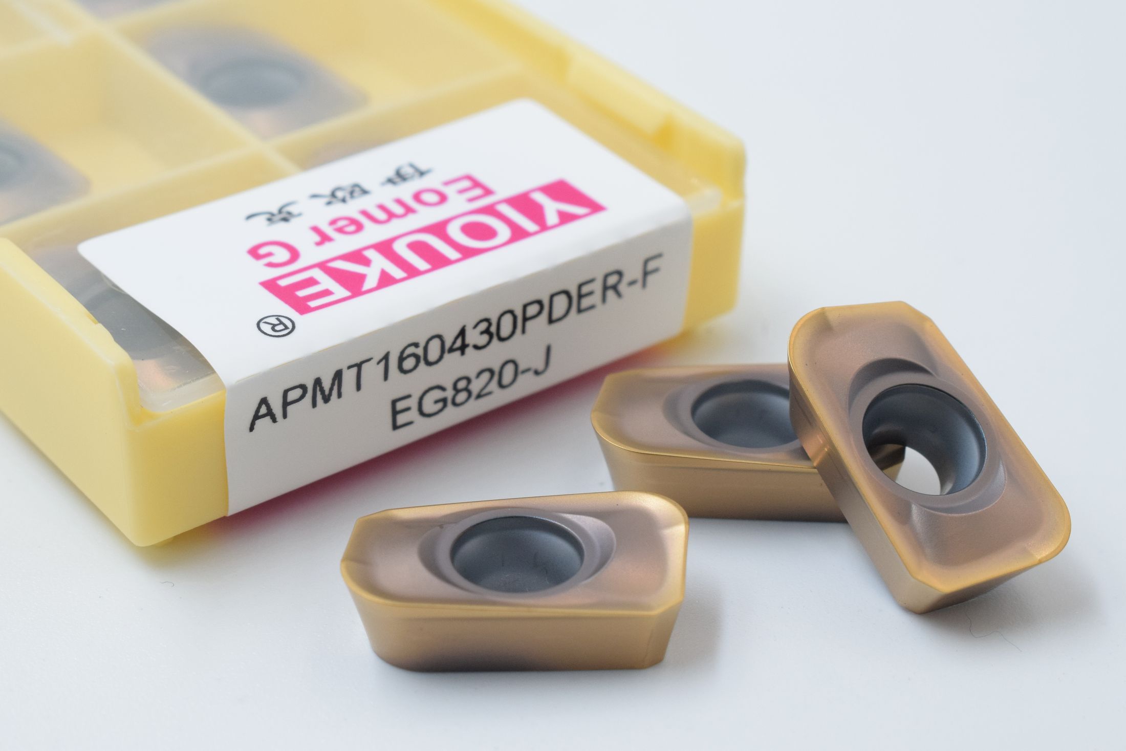 APMT160430PDER-F EG820-J