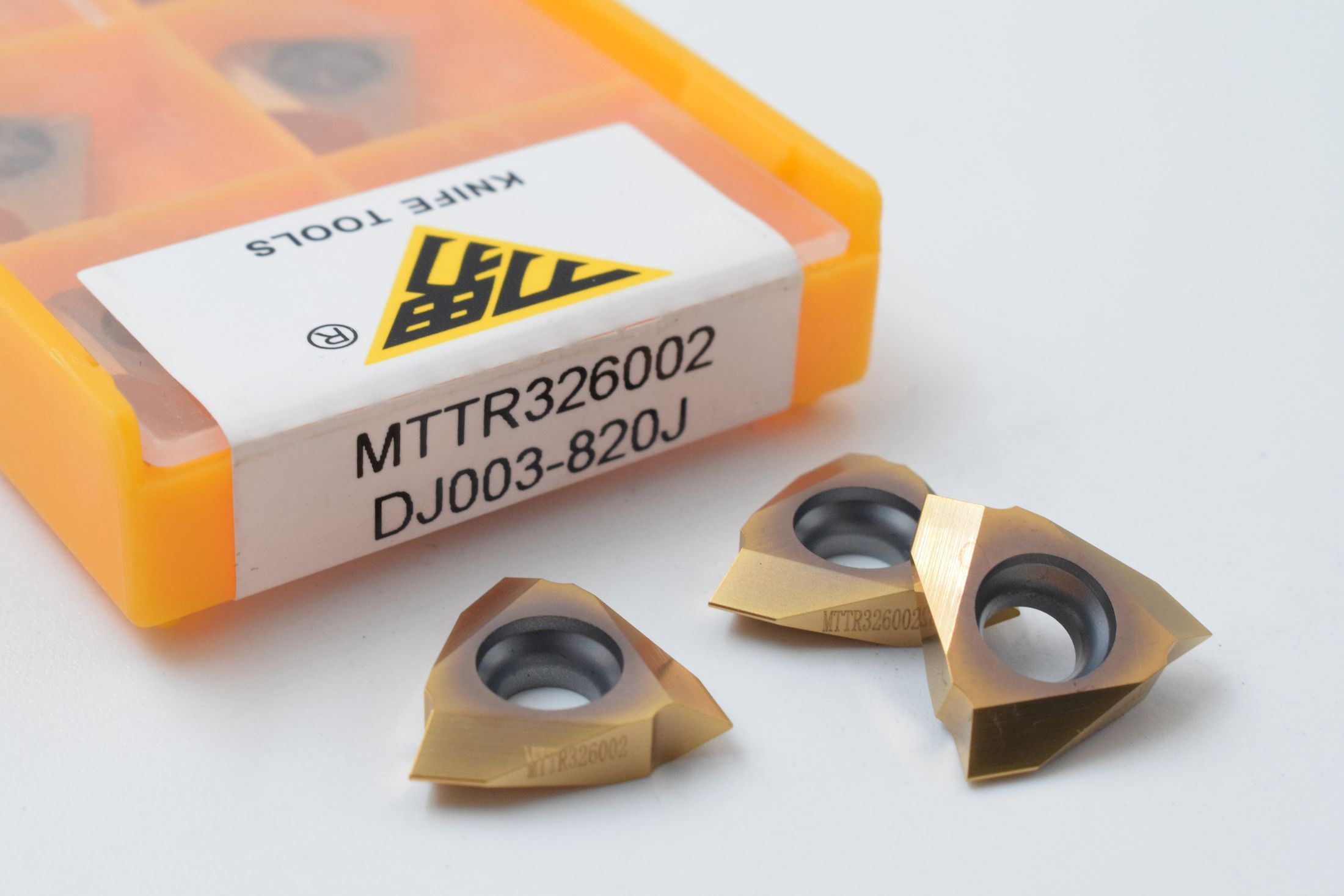 MTTR326002 DJ003-820J