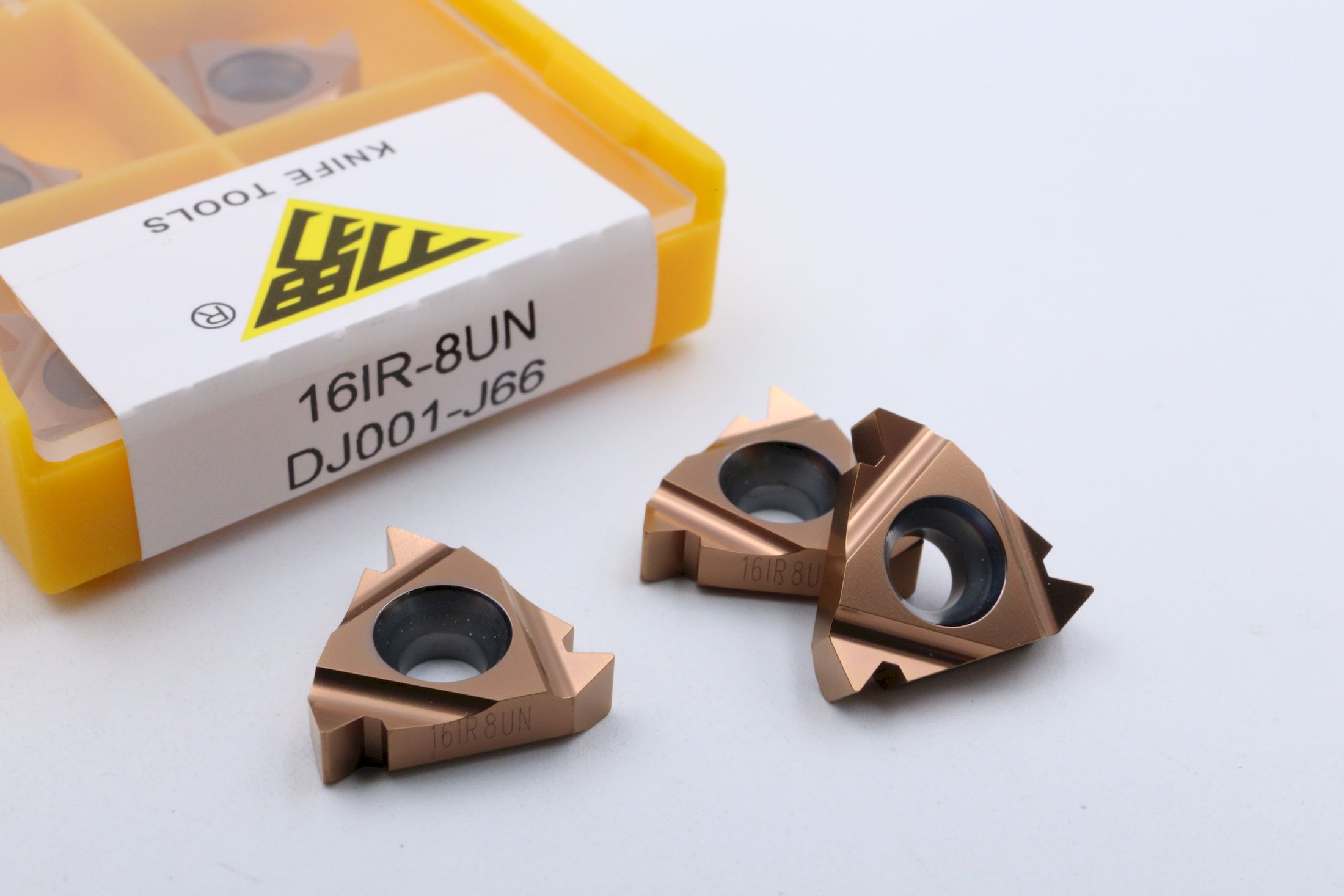 16IR8UN DJ001-J66