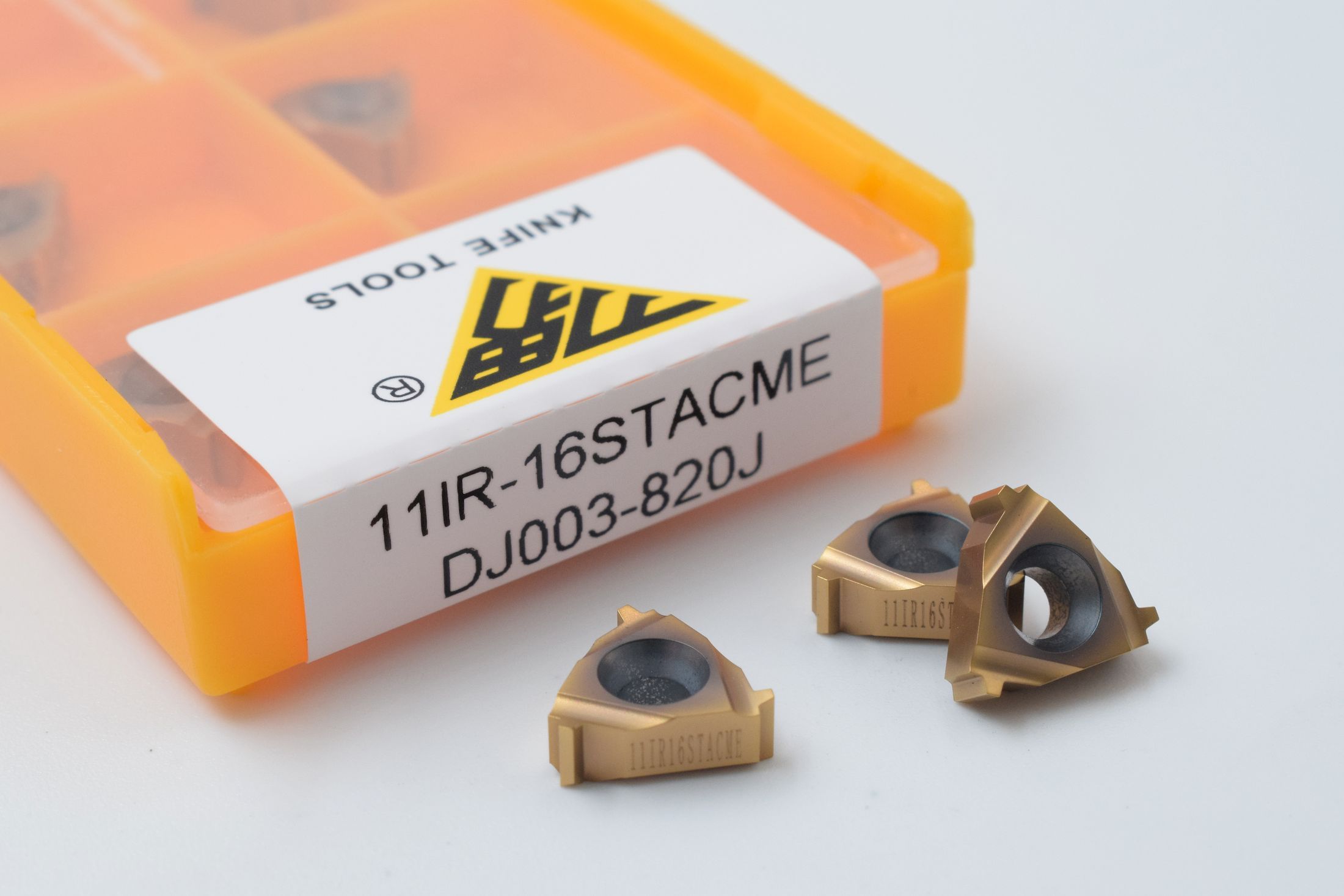 11IR16STACME DJ003-820J