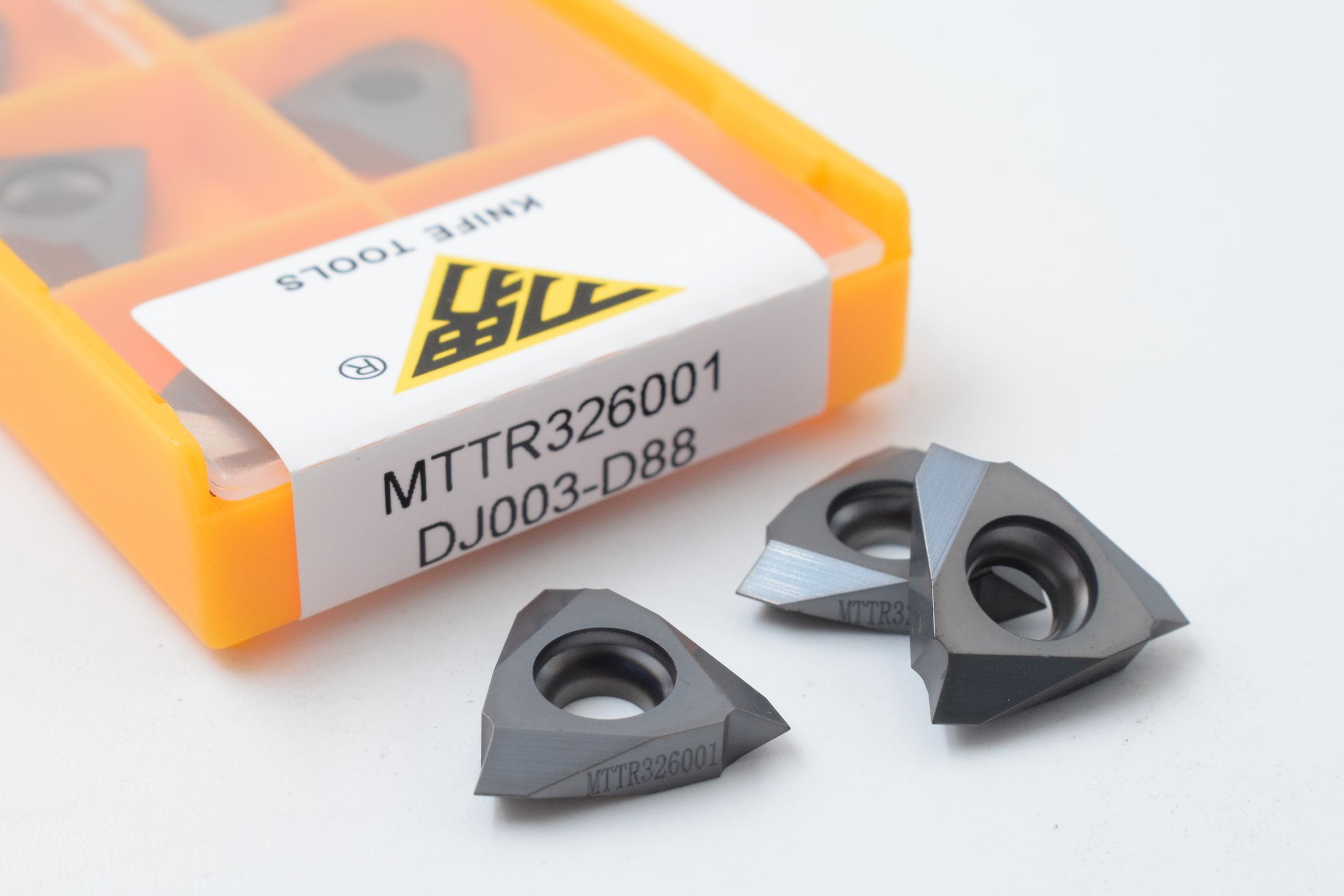 MTTR326001 DJ003-D88