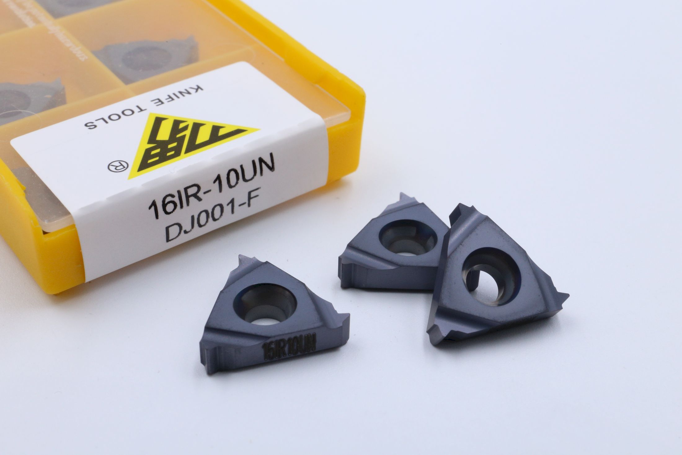 16IR10UN DJ001-F