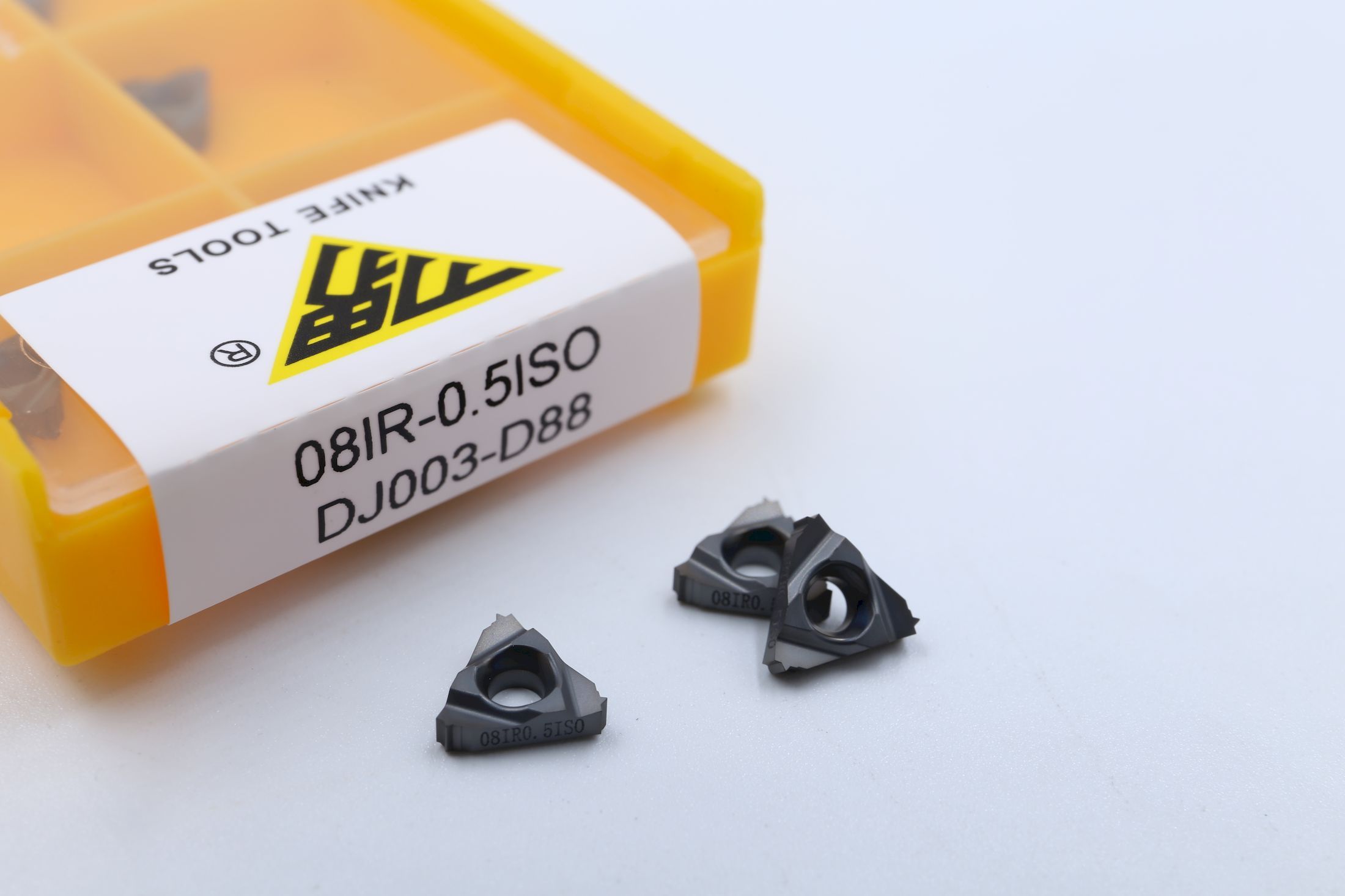 08IR0.5ISO DJ003-D88