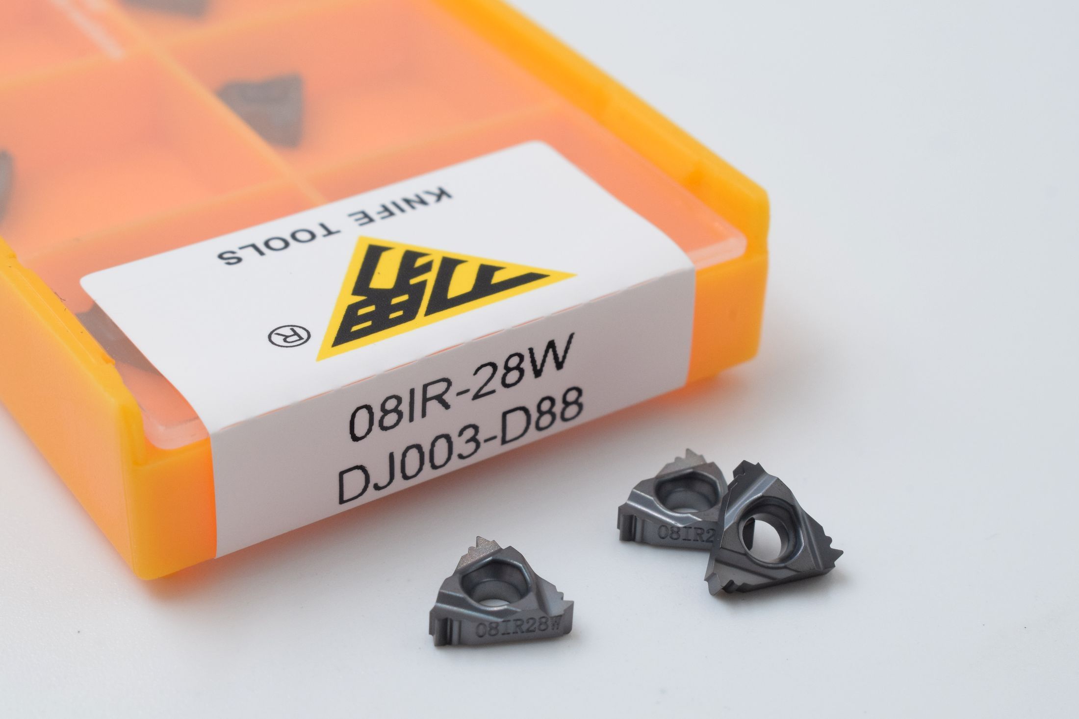 08IR28W DJ003-D88