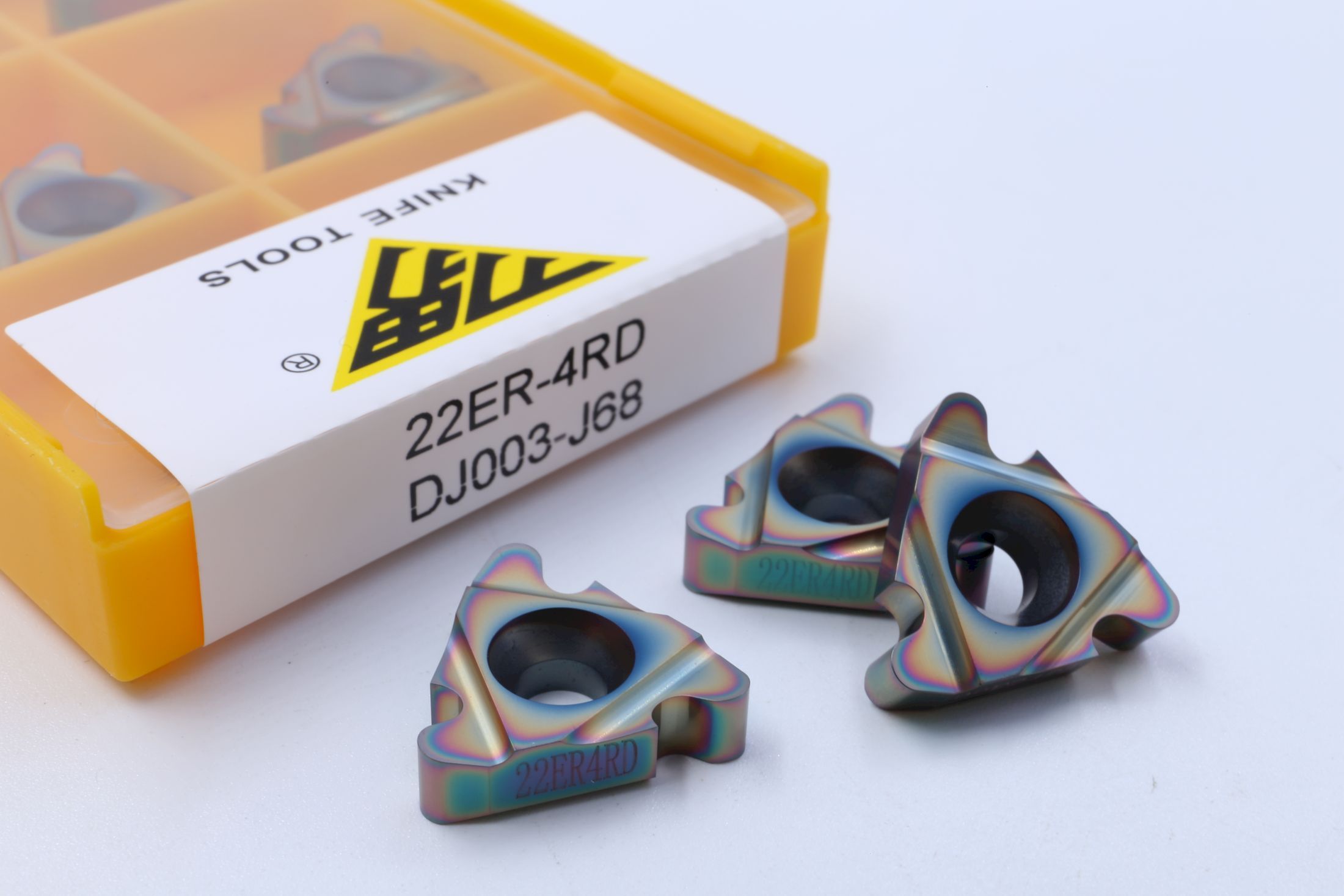 22ER4RD DJ003-J68