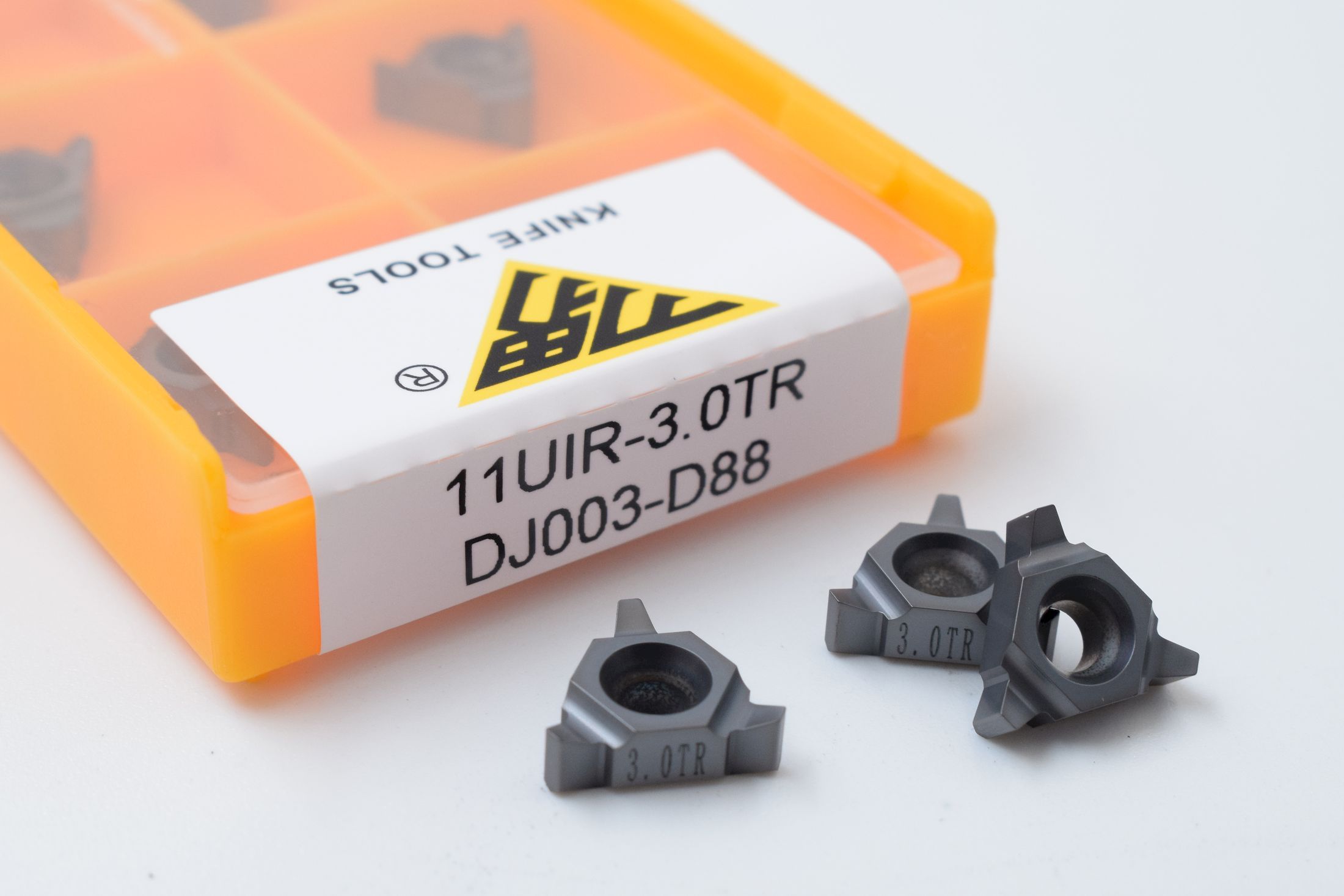 11UIR3.0TR DJ003-D88