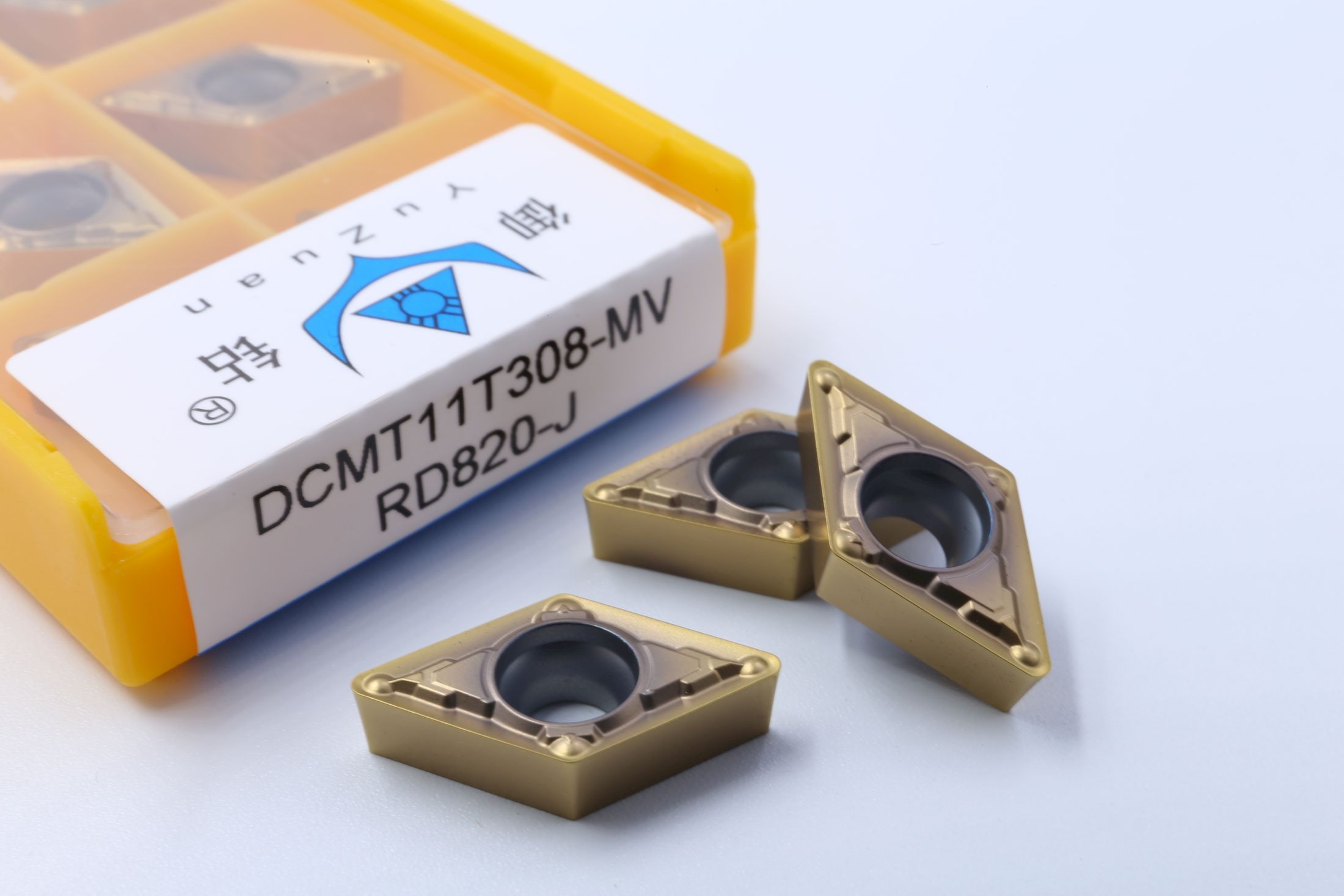 DCMT11T308-MV RD820-J