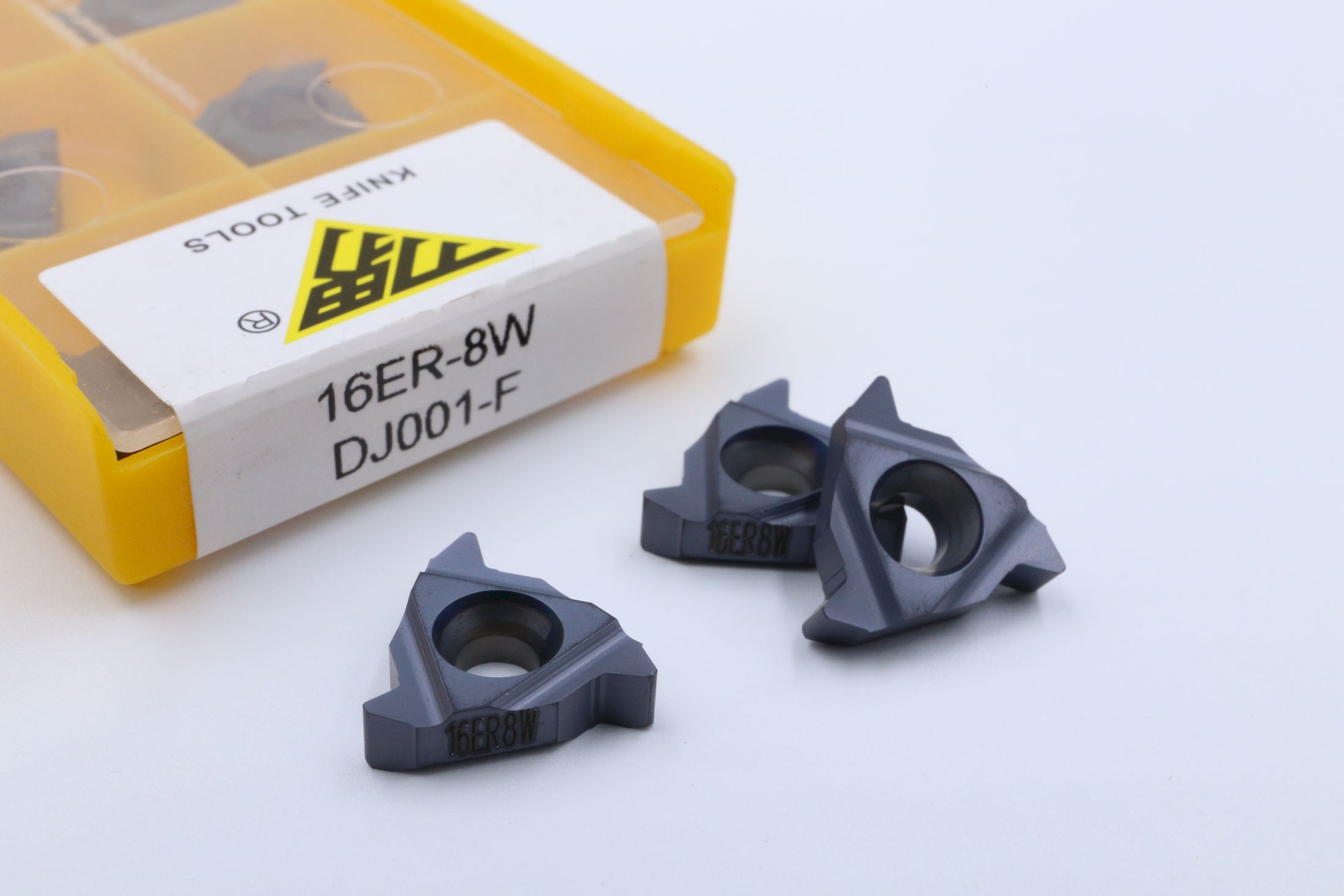 16ER8W DJ001-F