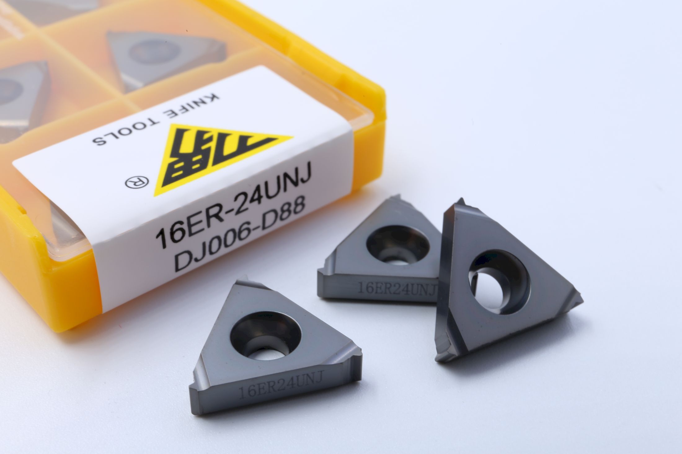 16ER24UNJ DJ006-D88