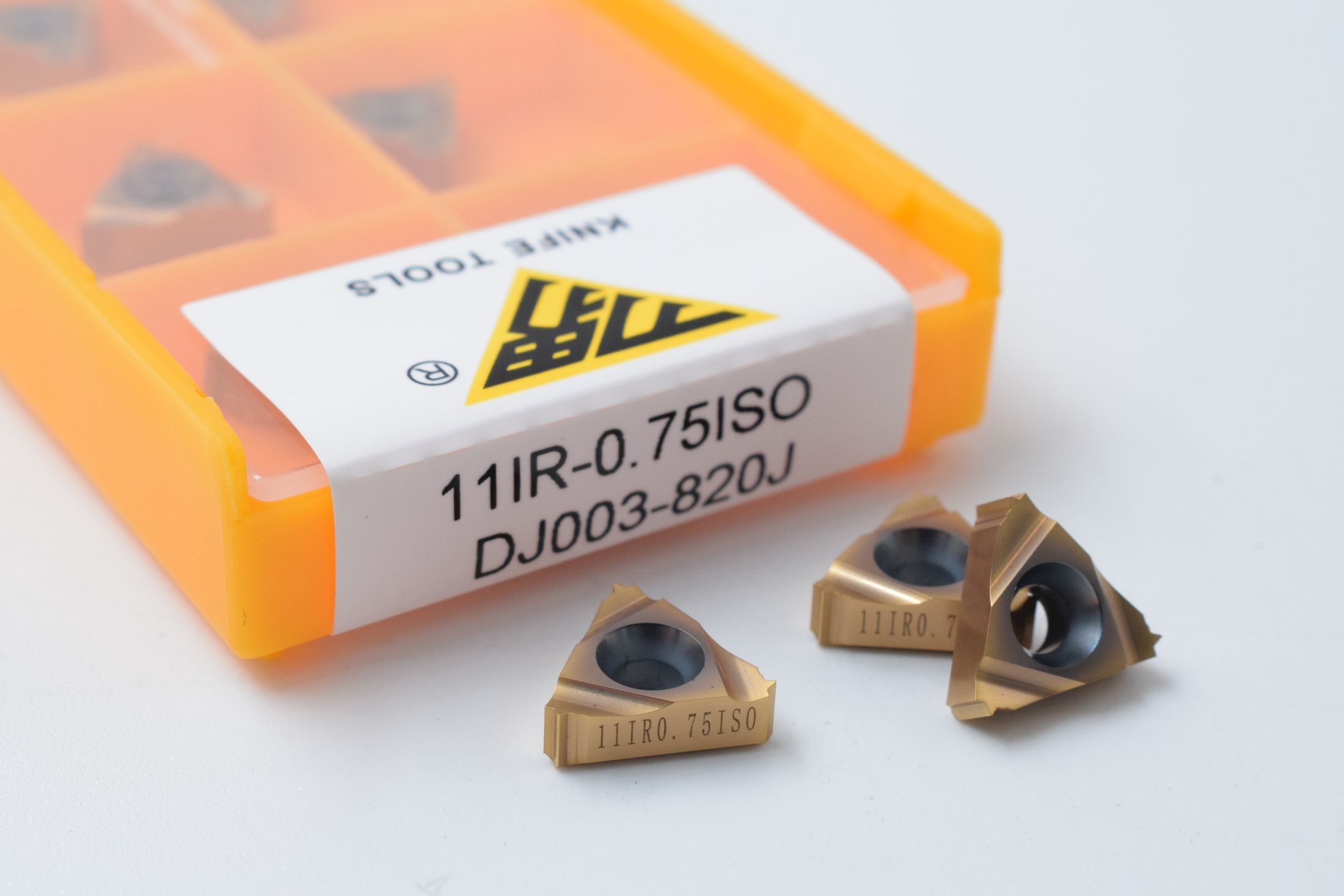 11IR0.75ISO DJ003-820J