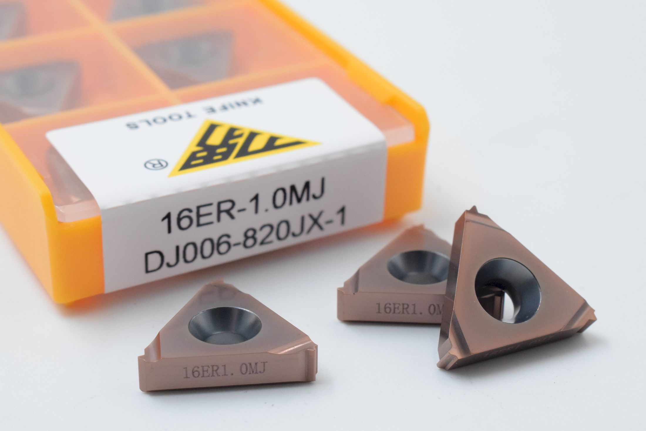 16ER1.0MJ DJ006-820JX-1