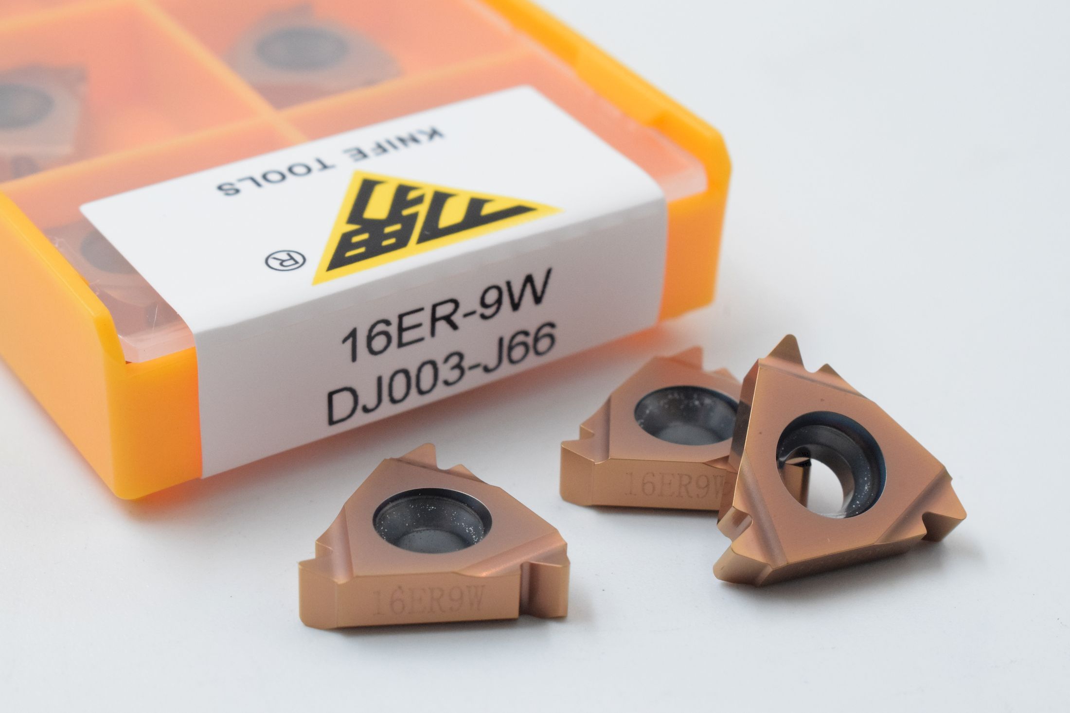 16ER9W DJ003-J66