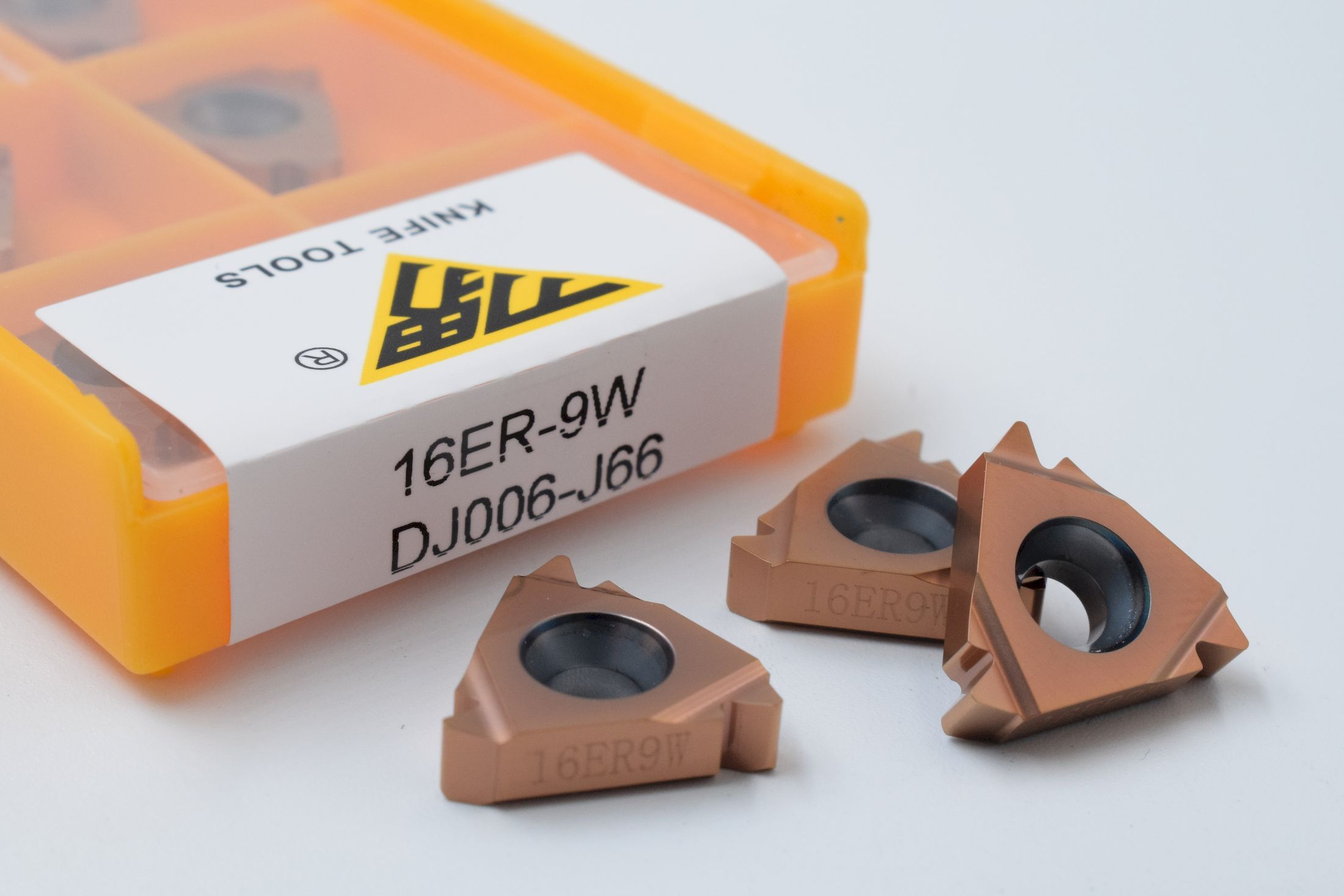 16ER9W DJ006-J66