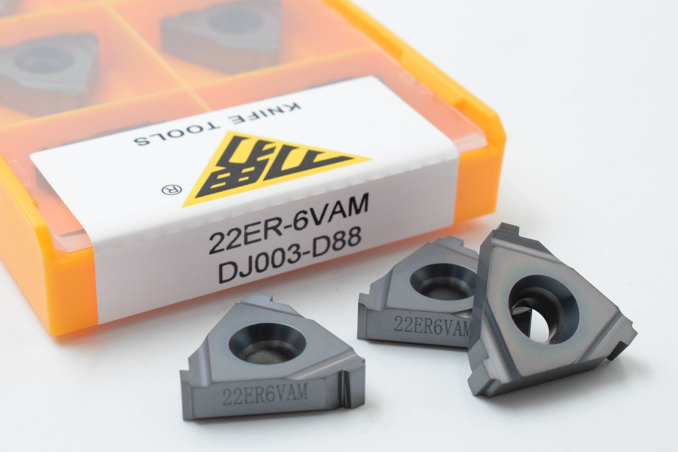 22ER6VAM DJ003-D88