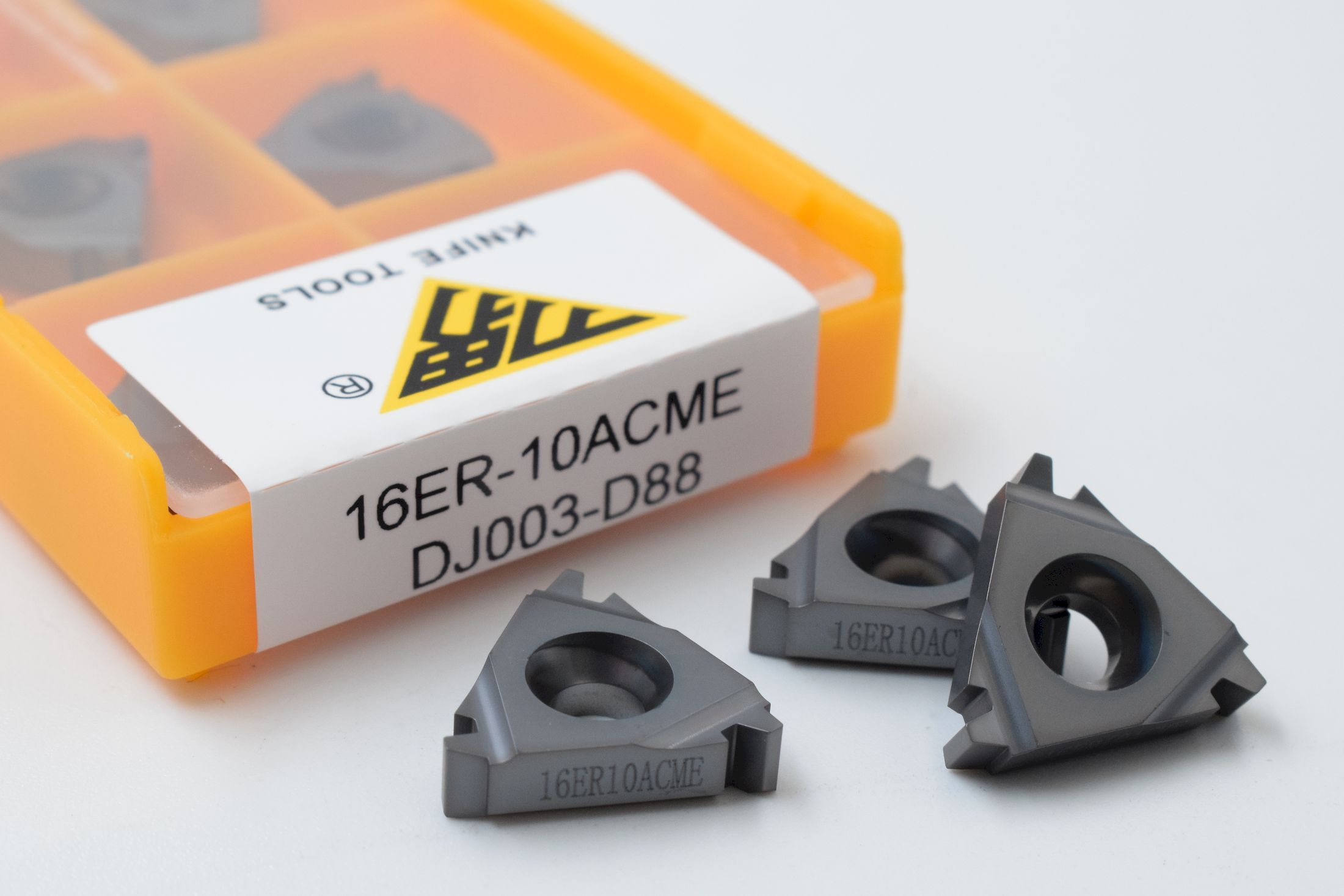 16ER10ACME DJ003-D88