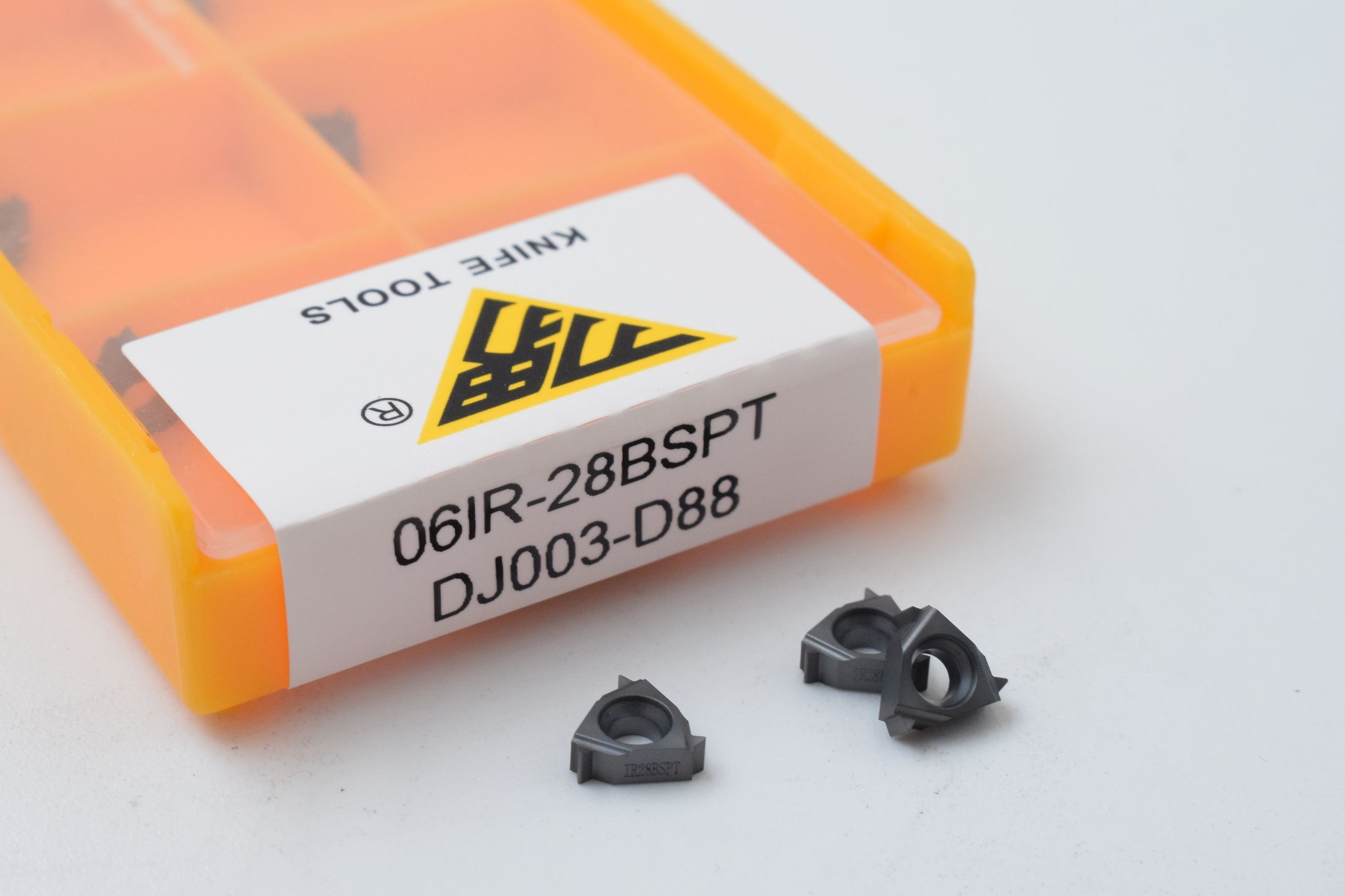 06IR28BSPT DJ003-D88