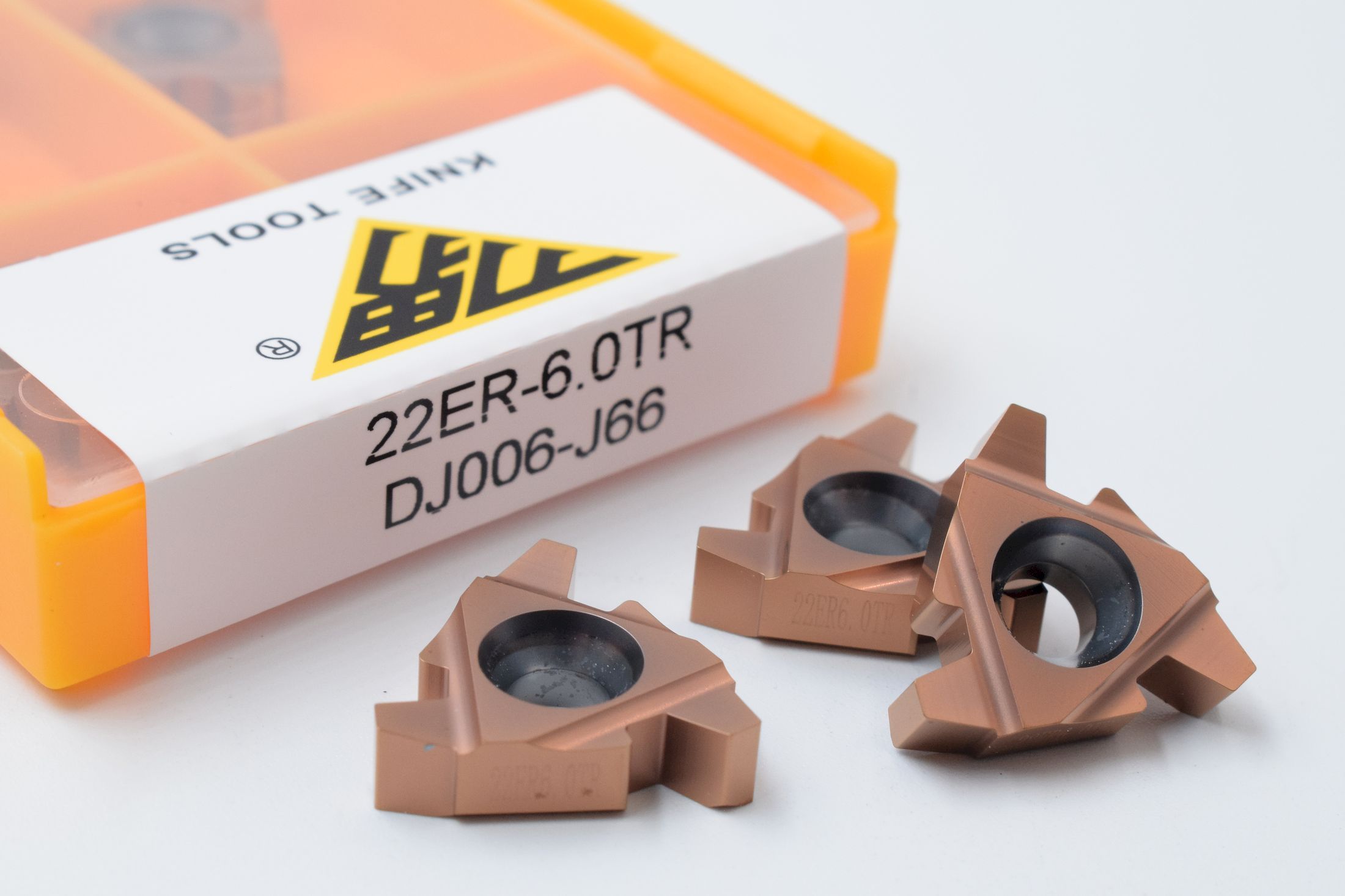 22ER6.0TR DJ006-J66