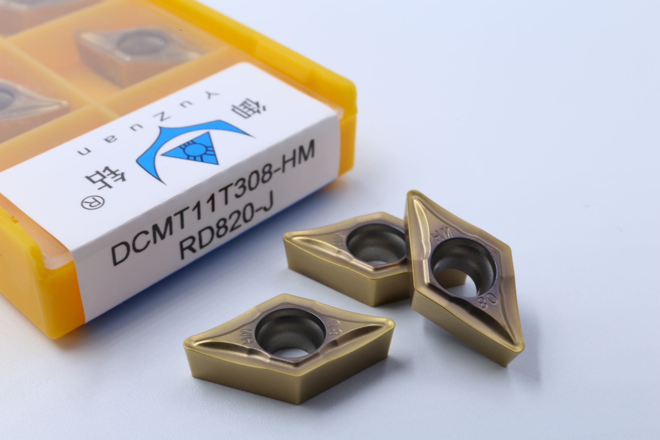 DCMT11T308-HM RD820-J