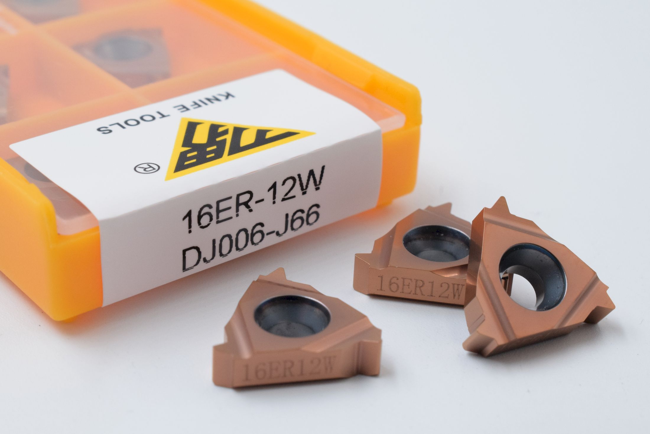 16ER12W DJ006-J66